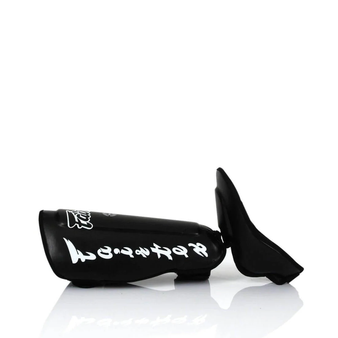 Fairtex SP7 Twister Detachable Shin Guards - Black - Image 4