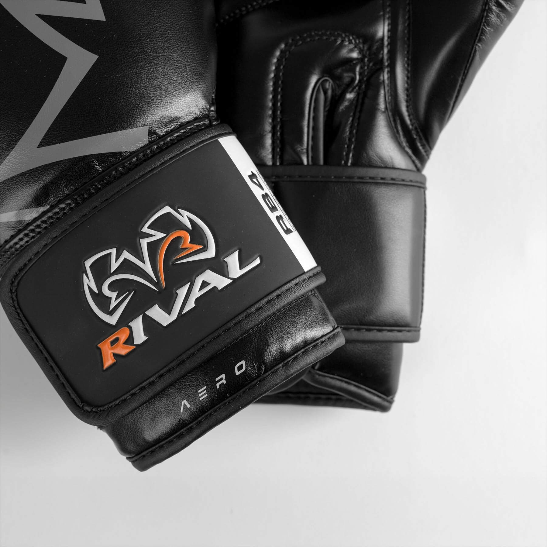 Rival RB4 Aero Bag Gloves Black - Image 4