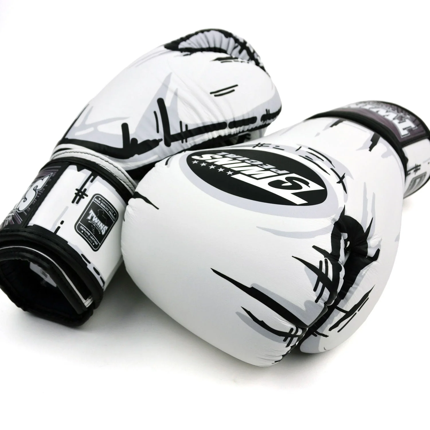 Twins Special FBGVL4-66 Boxing Gloves - Comic - Image 2